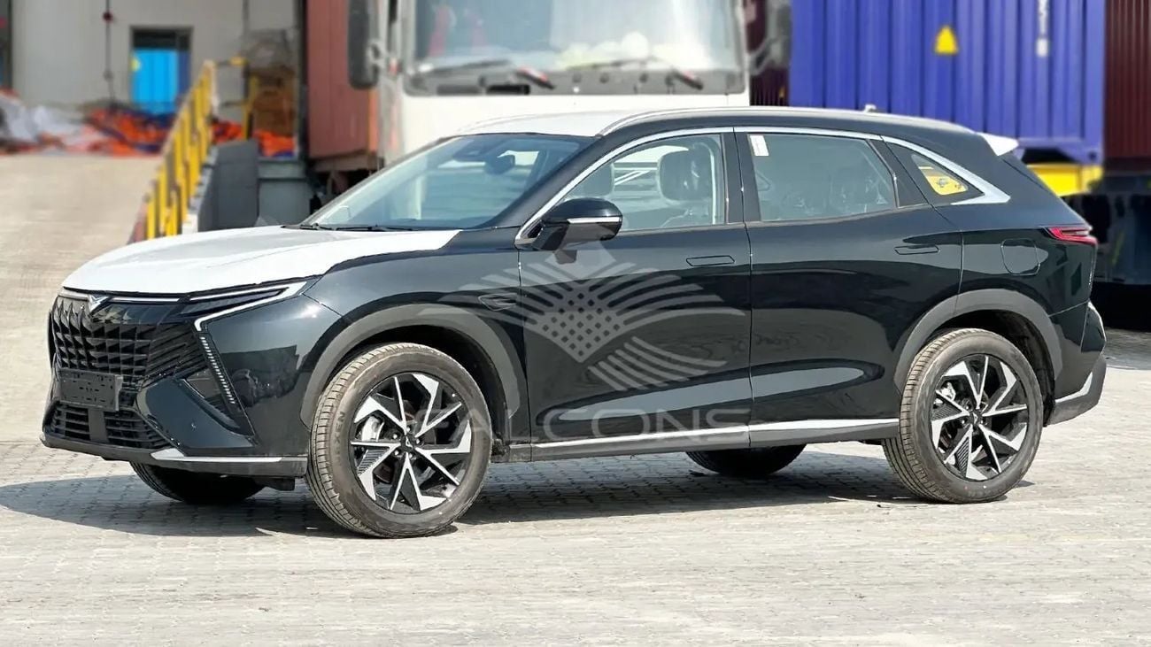 كايي X7 LIMITED Kaiyi X7 1.6T Flagship VERSION 7 SEATS AT 2026 • Petrol • Automatic