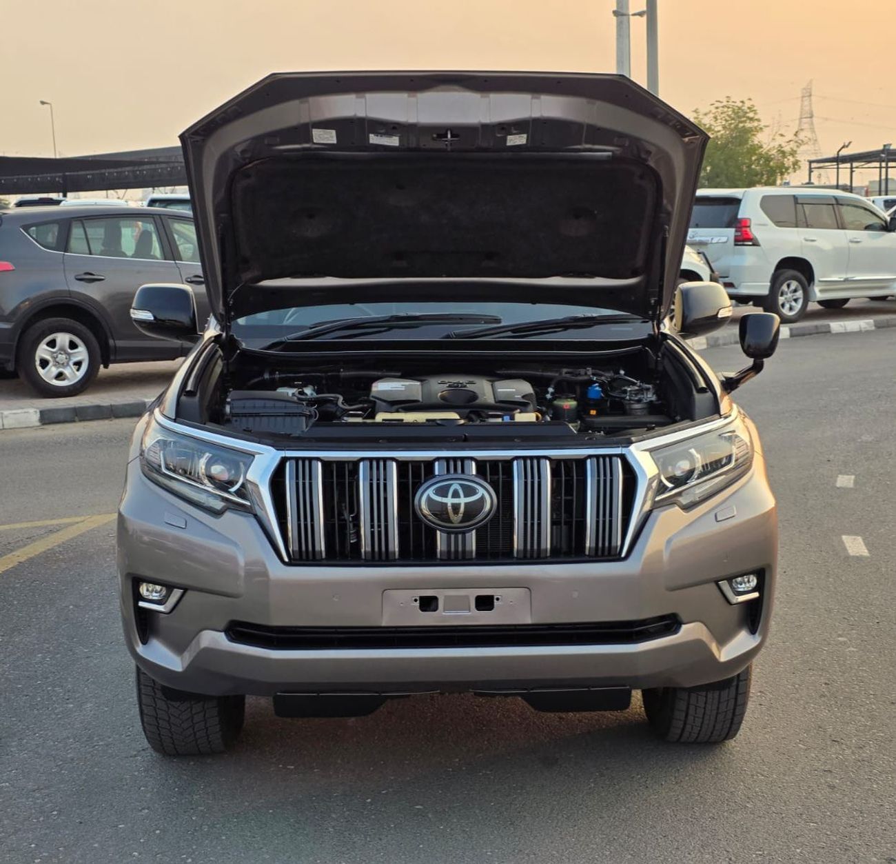 Toyota Prado Toyota prado 2019Model 2.8 Diesel Engine Colour Brown push start Transmission Automatic Interior.Bla