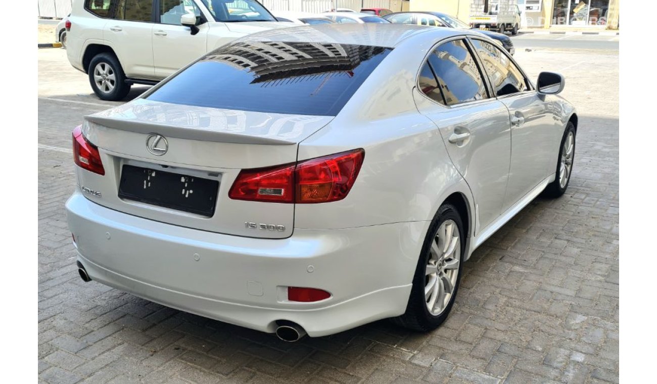 Lexus IS300 LEXUS IS300 GCC FULL OPTION  2008