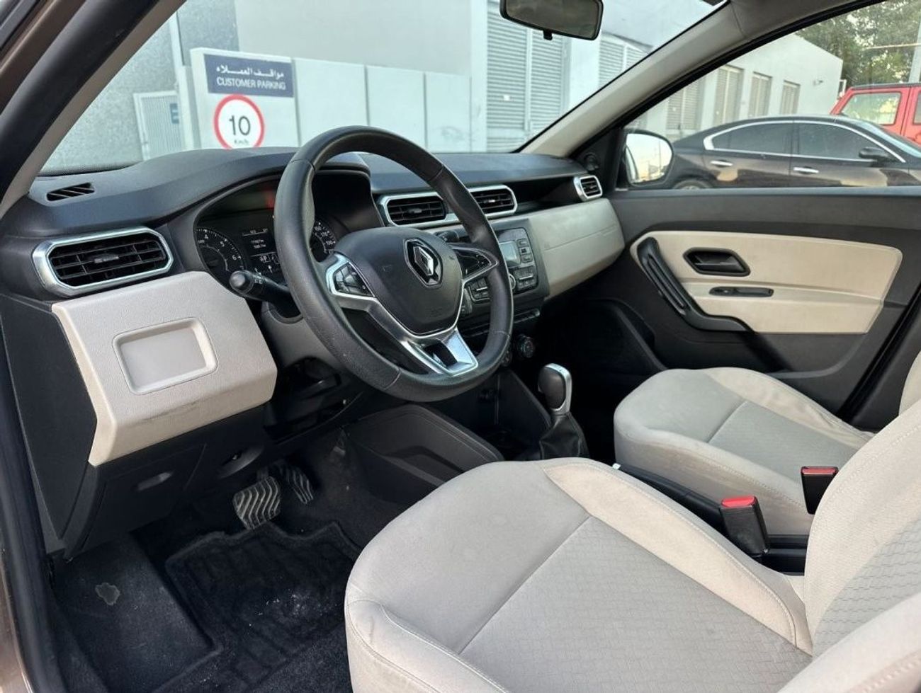 Renault Duster LE GCC