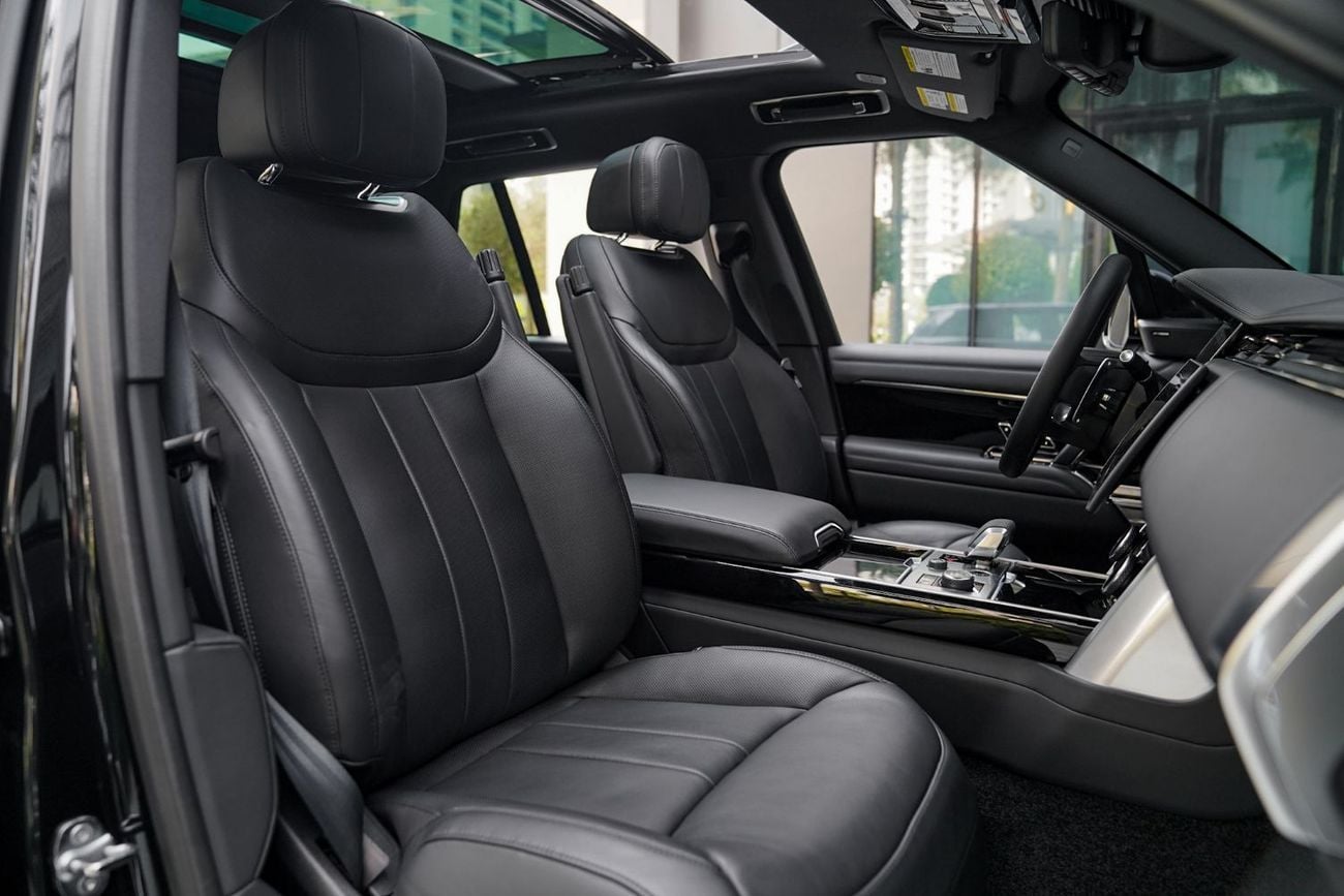 Land Rover Range Rover HSE Clean title 2Keys Original paint with heads-up display Completely Service and ready to go