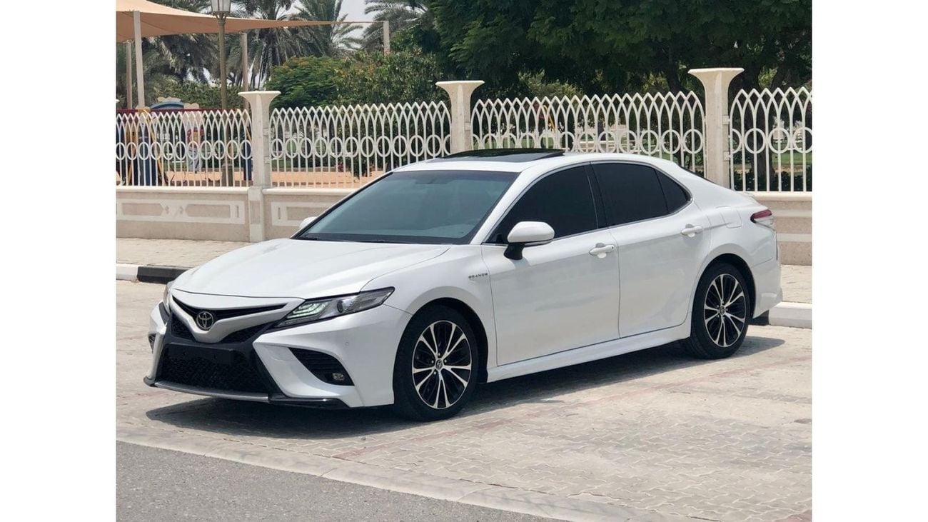 تويوتا كامري TOYOTA Camry Grand ،Sport ،V6 ،2018 ،GCC ،Top of range, service history