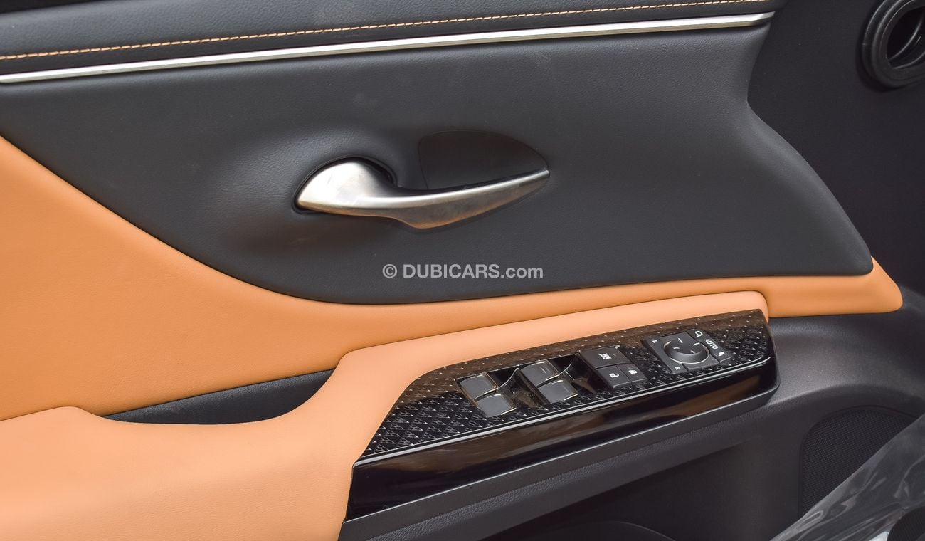 Lexus ES 300 h Hybrid | GCC Specification | 2023 | with AMAZING OFFER