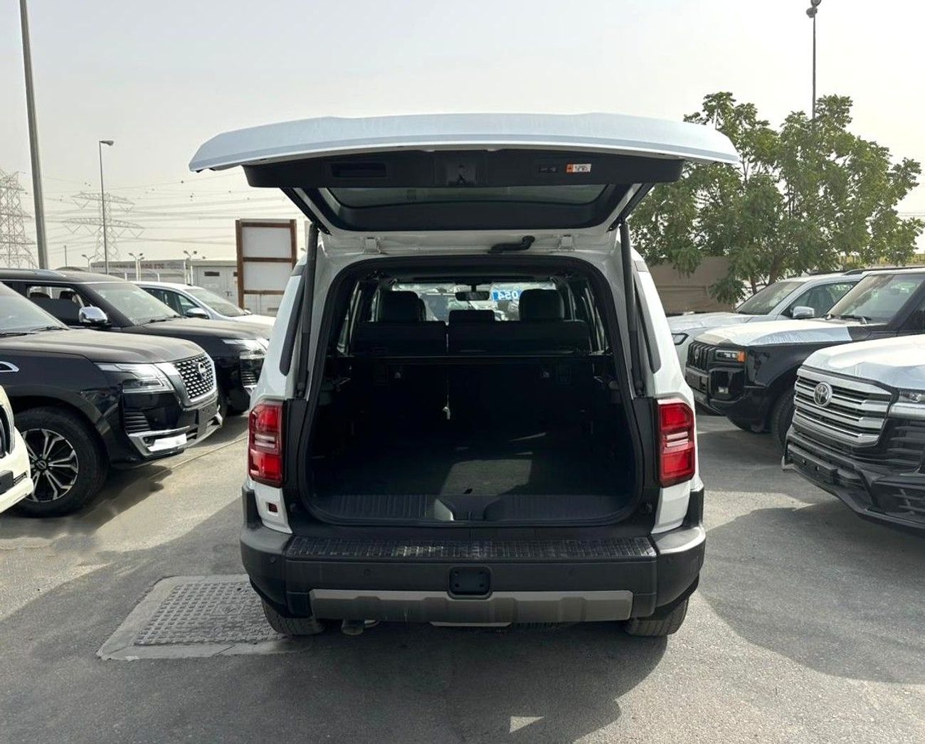 Toyota Prado Adventure Mono Tone 2.4T