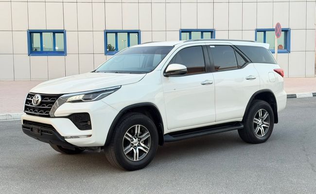 Проверка автомобиля в Объединённых Арабских Эмиратах