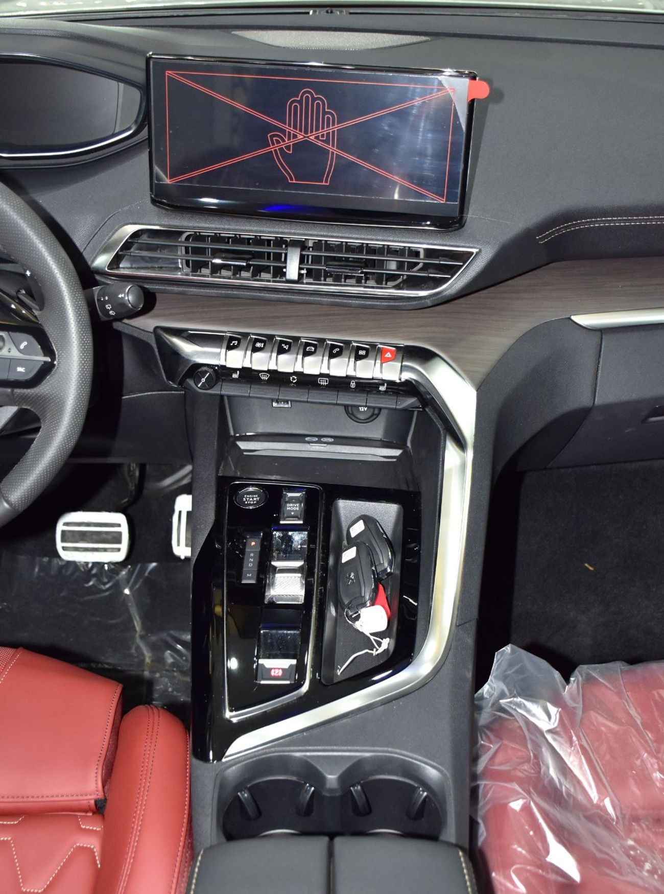 بيجو 5008 EXCELLENT DEAL for our Peugeot 5008 GT ( 2024 Model ) in White Color GCC Specs