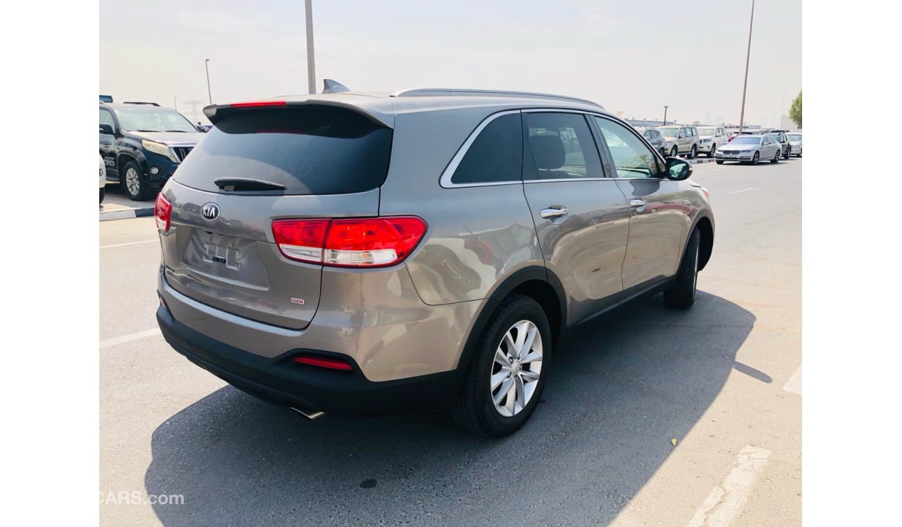 كيا سورينتو 2.4L - EXCELLENT CONDITION & PRICE - READY TO EXPORT