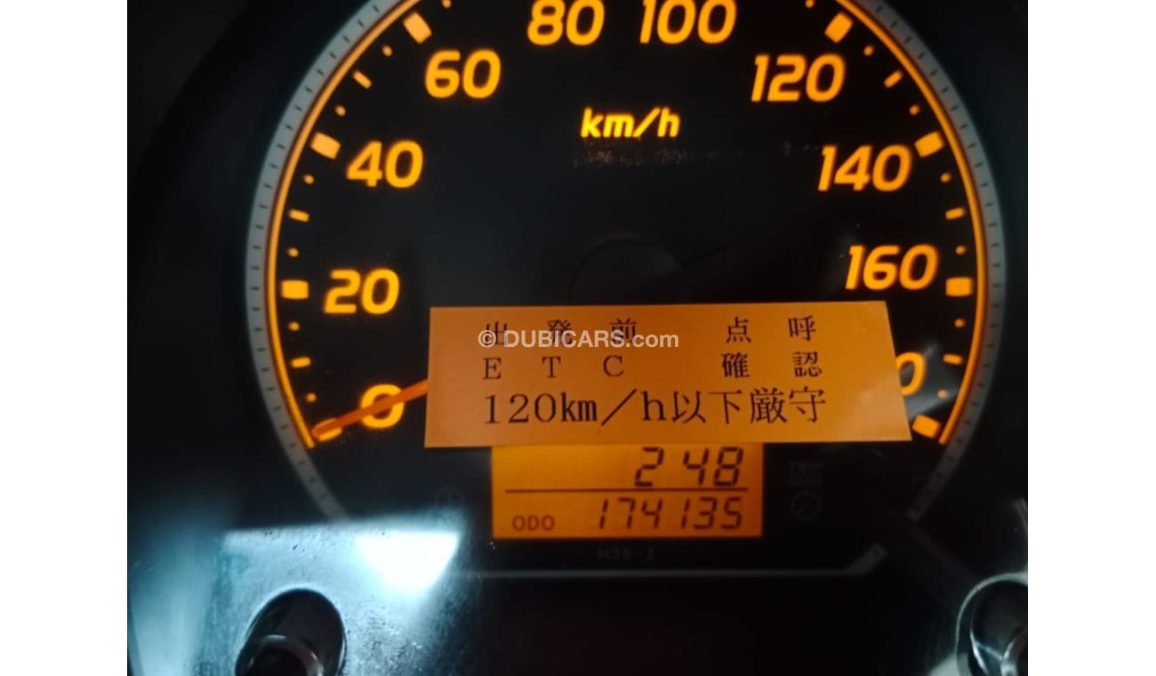 Toyota Hiace TOYOTA HIACE VAN (AMBULANCE) RIGHT HAND DRIVE(PM01433)