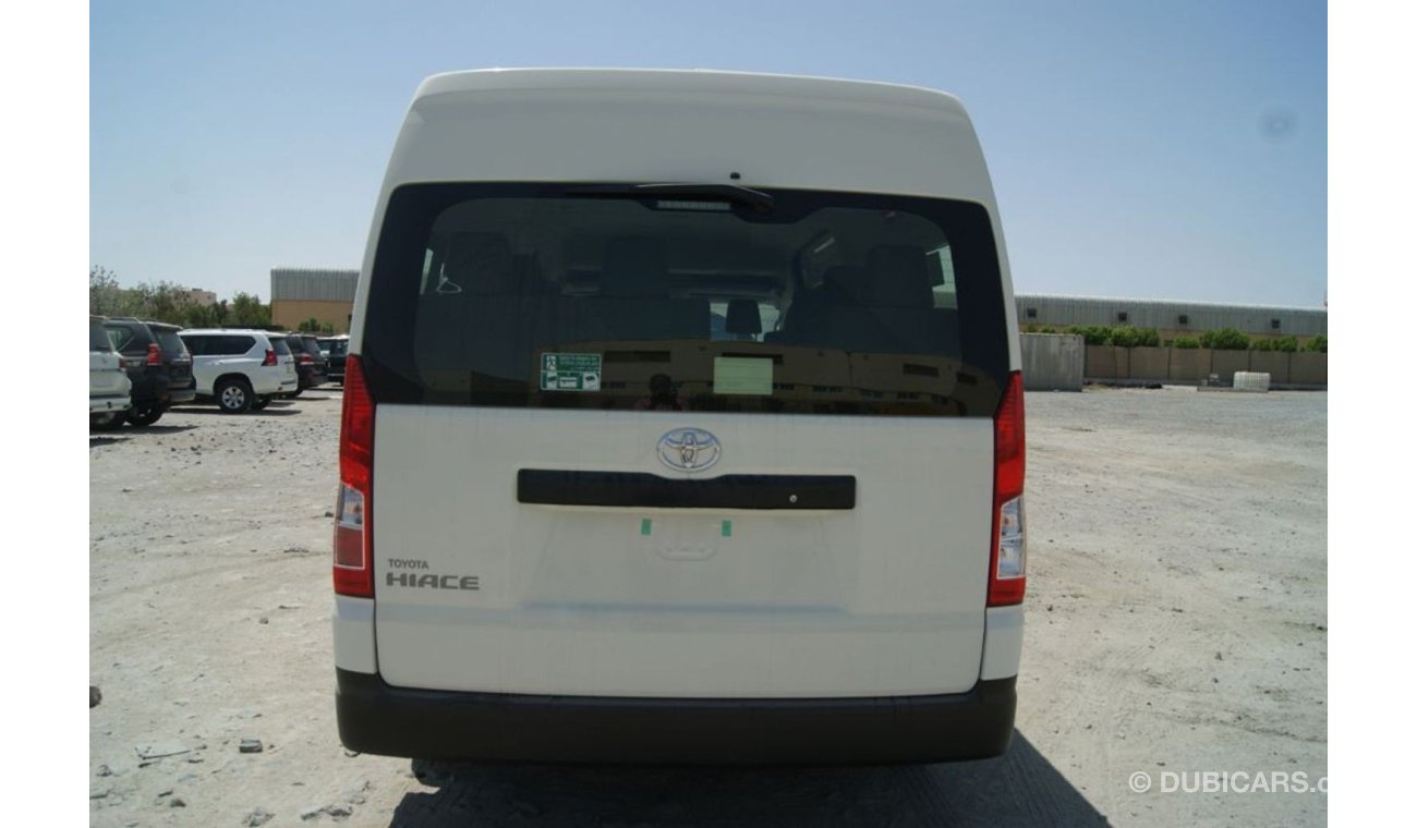 Toyota Hiace 3.5L Petrol Hiagh Roof DX Manual