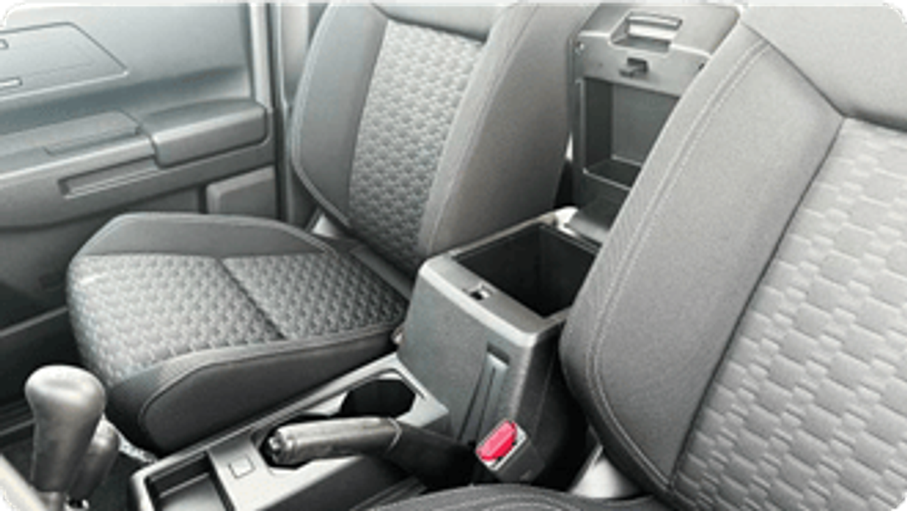 ميتسوبيشي L200 GLX Double Cab Diesel M/T 2.4L