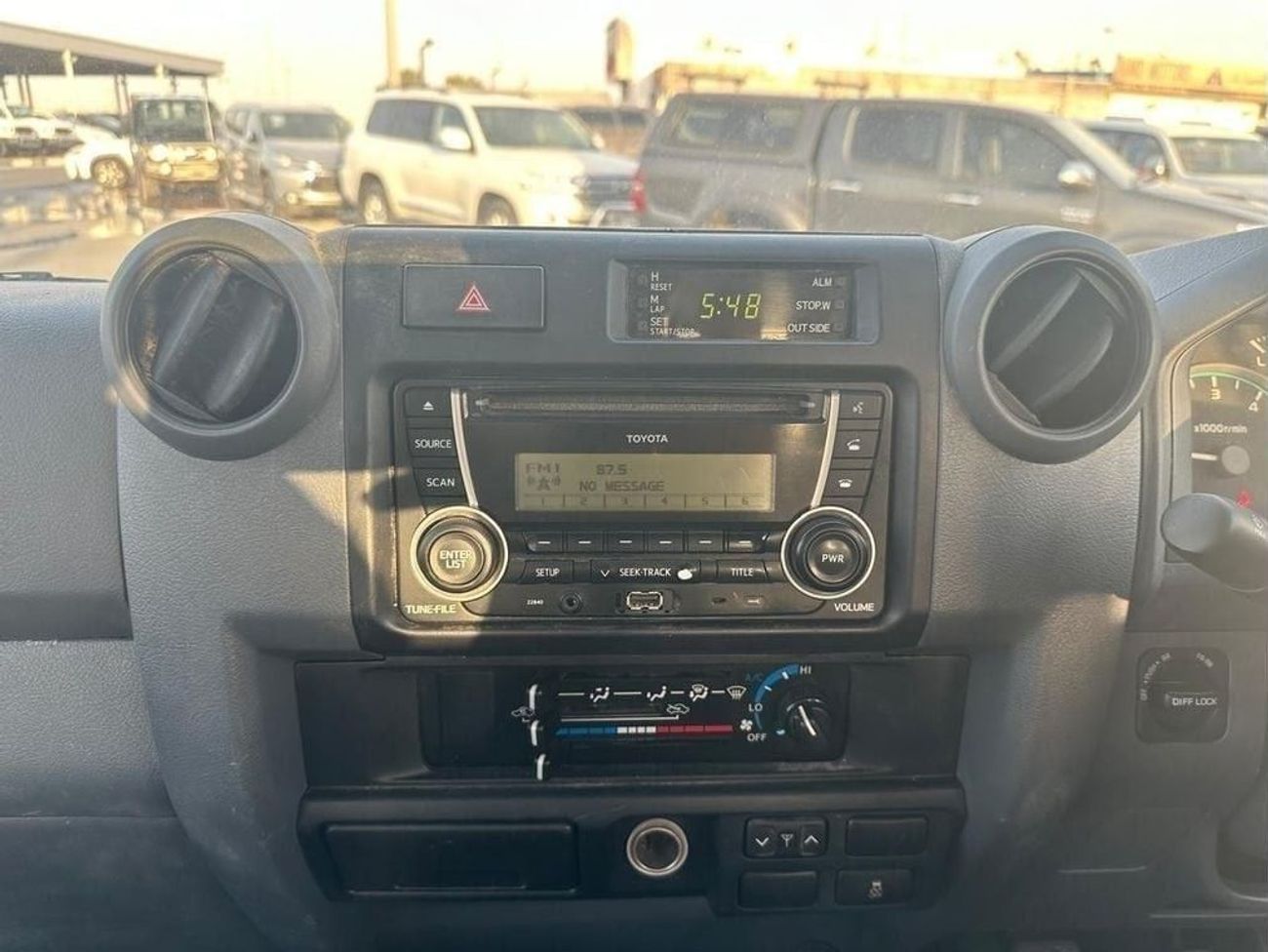 Toyota Land Cruiser Pick Up