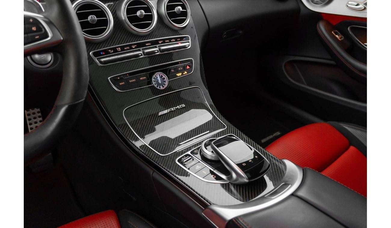 Mercedes-Benz C 63S AMG Std 4.0L Coupe