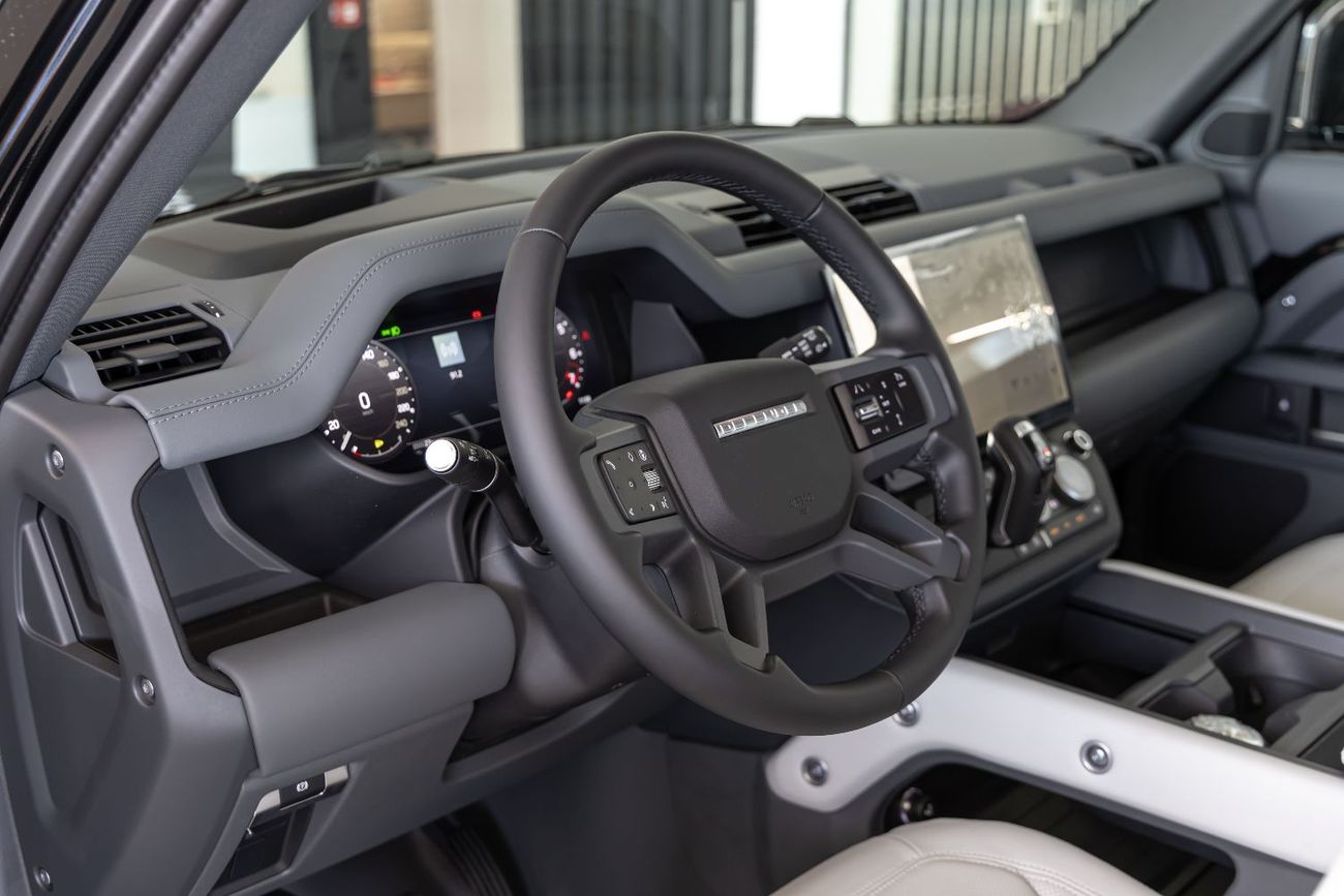 Land Rover Defender Land Rover Defender X-Dynamic HSE P400 | GCC | 2026 (Export)