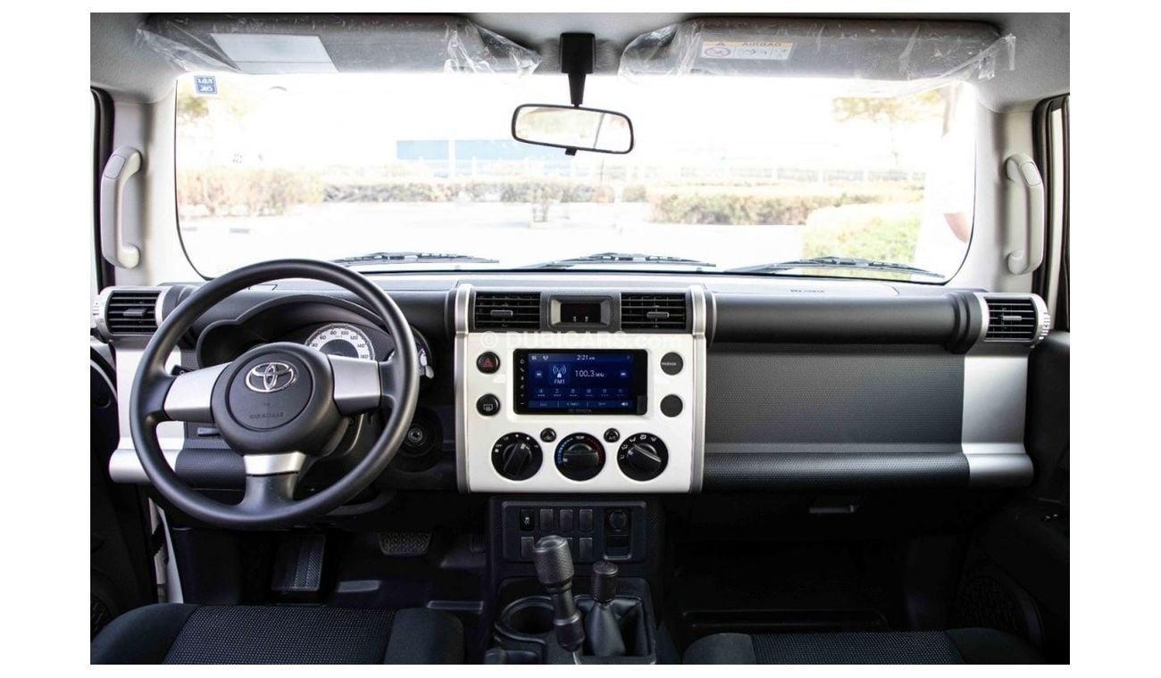 Toyota FJ Cruiser 2023 Toyota FJ Cruiser 4.0 STD Petrol A/T