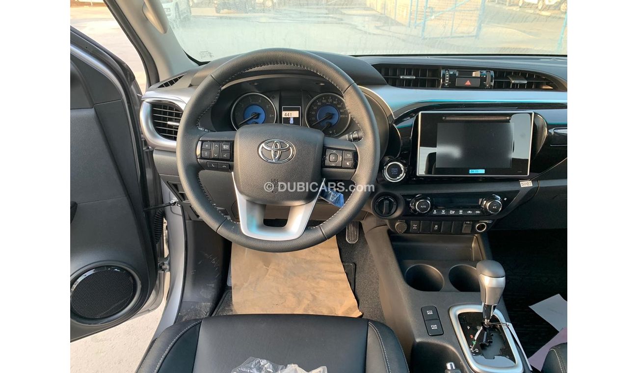 تويوتا هيلوكس ريفو