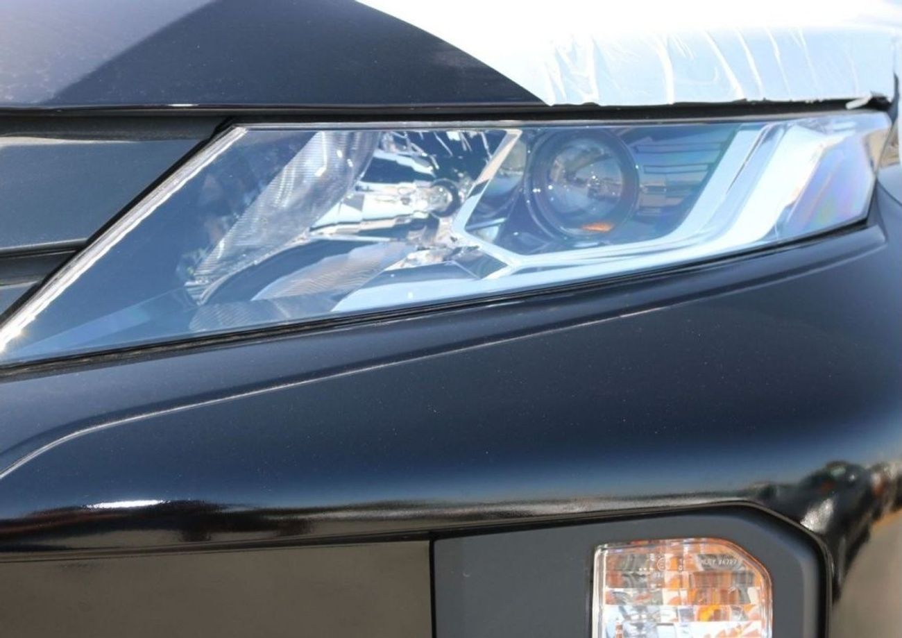 ميتسوبيشي L200 2023 - DIESEL - 2.5L -  DOUBLE CABIN - 4X4 - 5MT - POWER LOCKS AND POWER WINDOWS - EXPORT ONLY