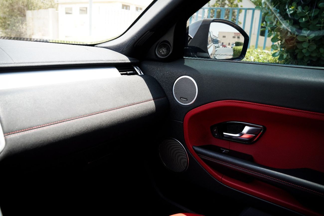 Land Rover Range Rover Evoque HSE Dynamic 2.0L (5 Door)