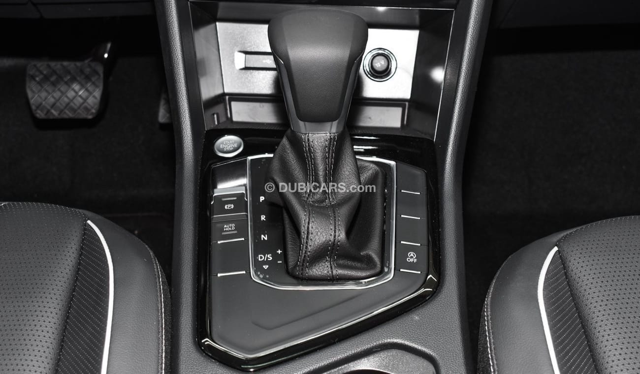 Volkswagen Tiguan VOLKSWAGEN TIGUAN 300 TSI 2WD | 2023