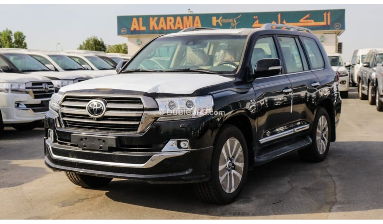 Toyota Land Cruiser VXS V8 5.7L Beige inside full option تويوتا لاندكروزر الداخلية باللون البيج فل اوبشن