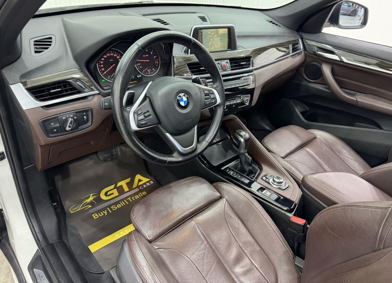 BMW X1 sDrive 20i 2.0L 2016 BMW X1 sDrive20i, Full Service History, Excellent Condition, GCC