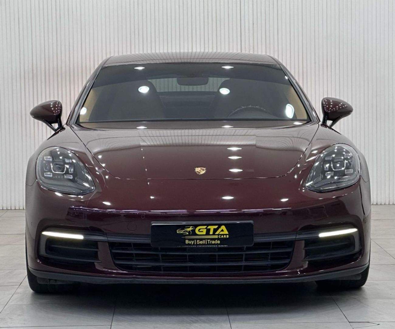 Porsche Panamera Std 3.0L (330 HP) 2018 Porsche Panamera, Warranty, Full Porsche Service History, Excellent Conditi