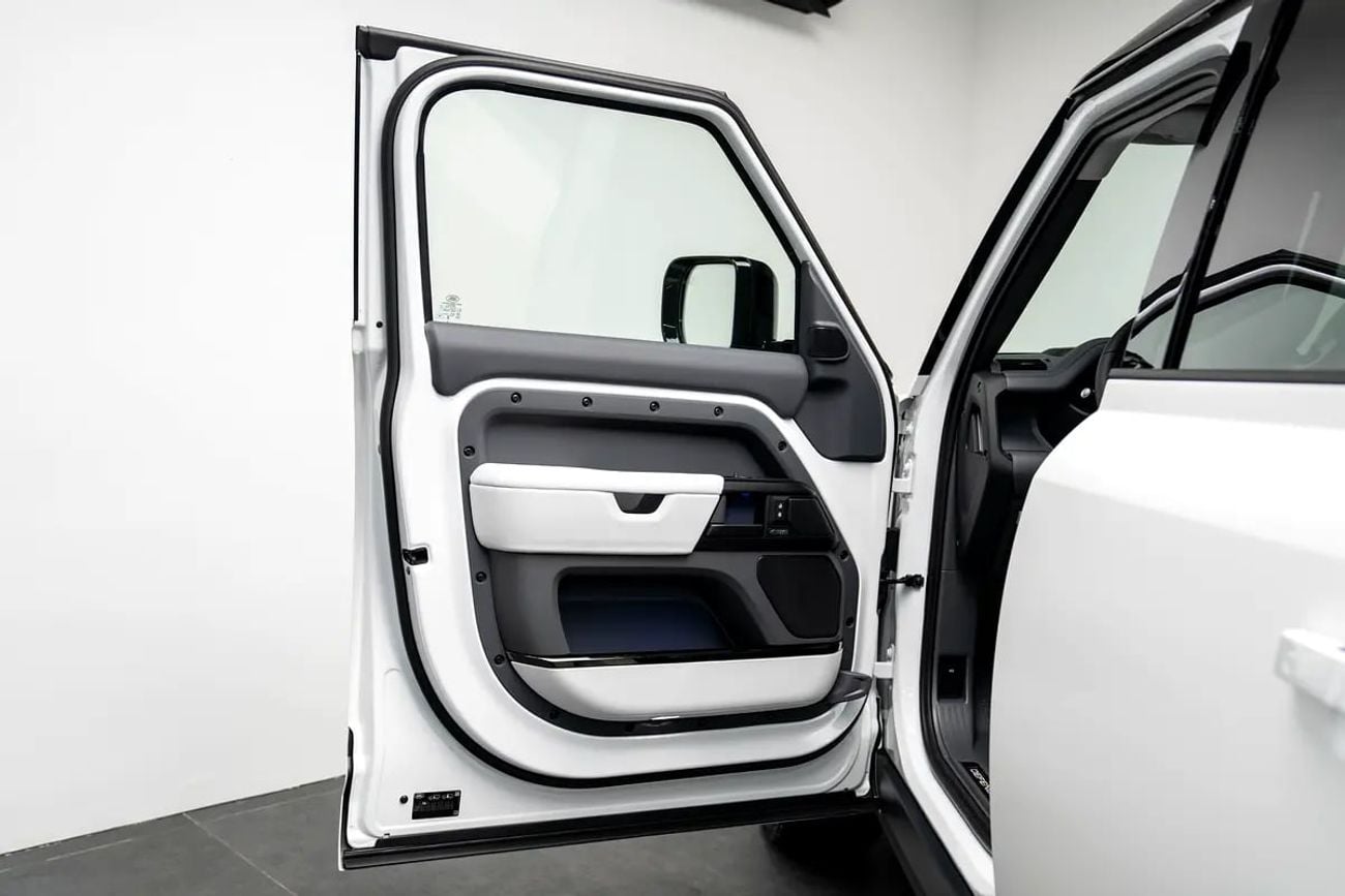 Land Rover Defender 110 OCTA P635 - European Specs