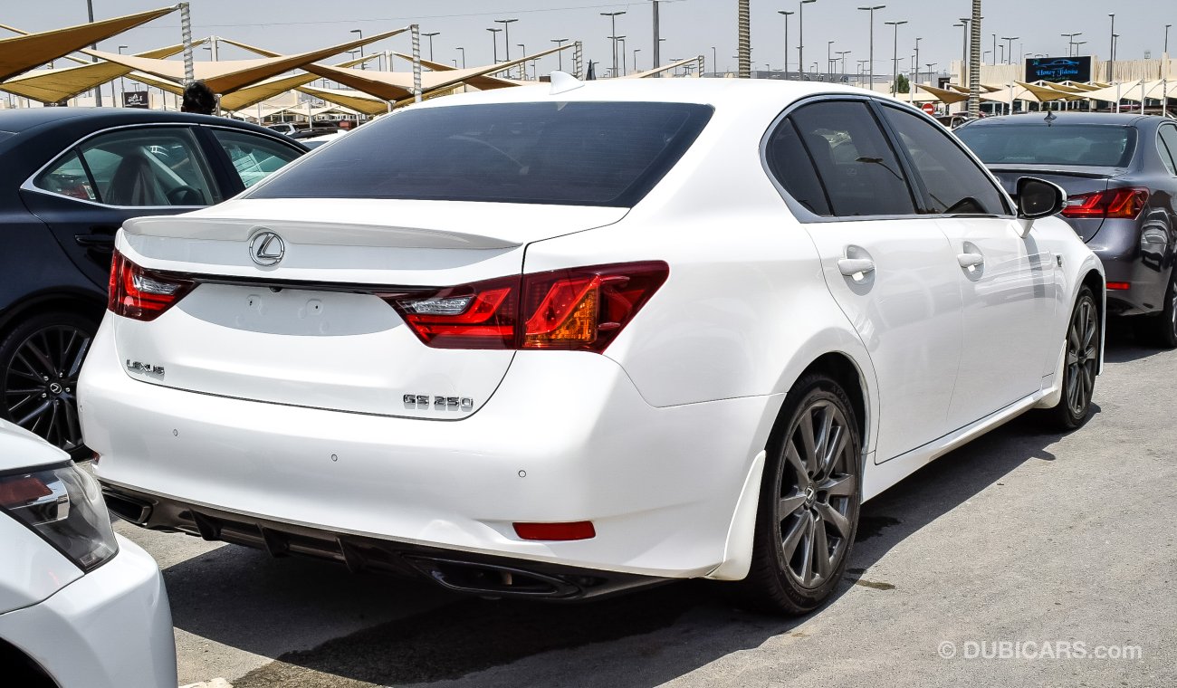 Lexus GS350