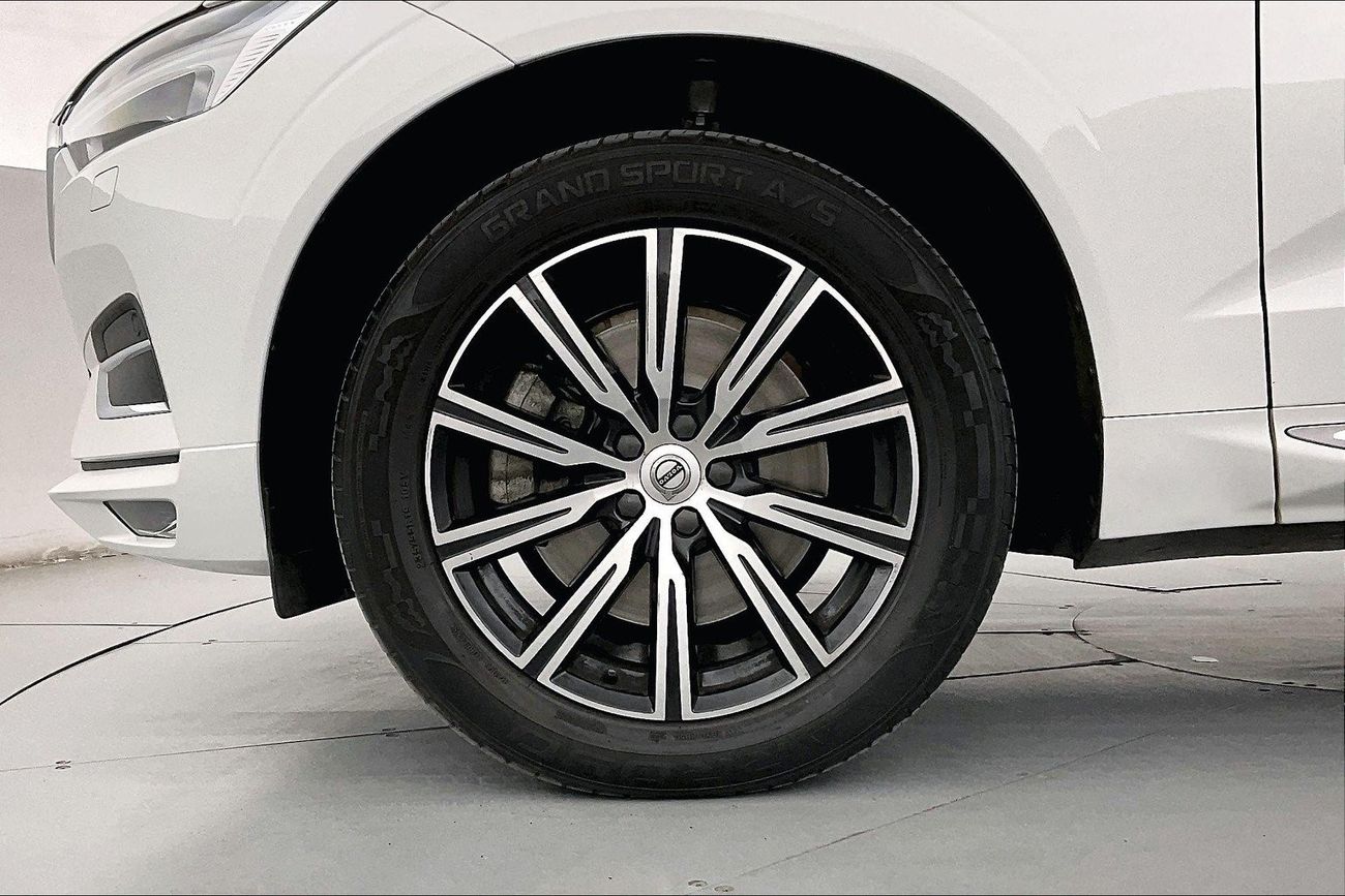 Volkswagen T ROC Trend | 1 year free warranty | 0 Down Payment