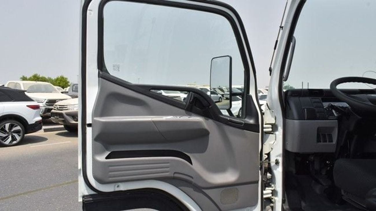 Mitsubishi Fuso Canter Mitsubishi Fuso canter 4.2L 100 ltr  No ABS model 2026 Diesel