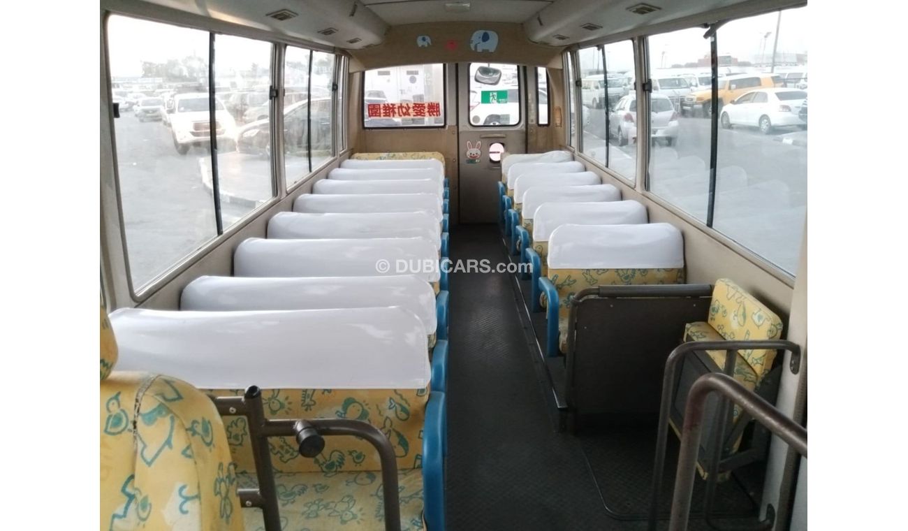 Mitsubishi Rosa MITSUBIAHI ROSA RIGHT HAND DRIVE (PM966)