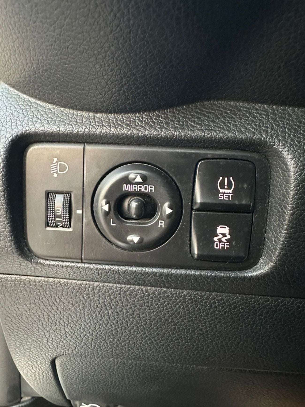 Kia Pegas EX