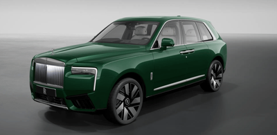 Rolls Royce Cullinan STD In LHD