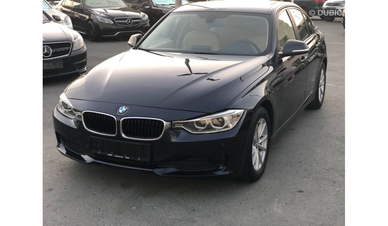 BMW 316i Bmw 316 model 2014 GCC car prefect condition full option low mileage one owner full service