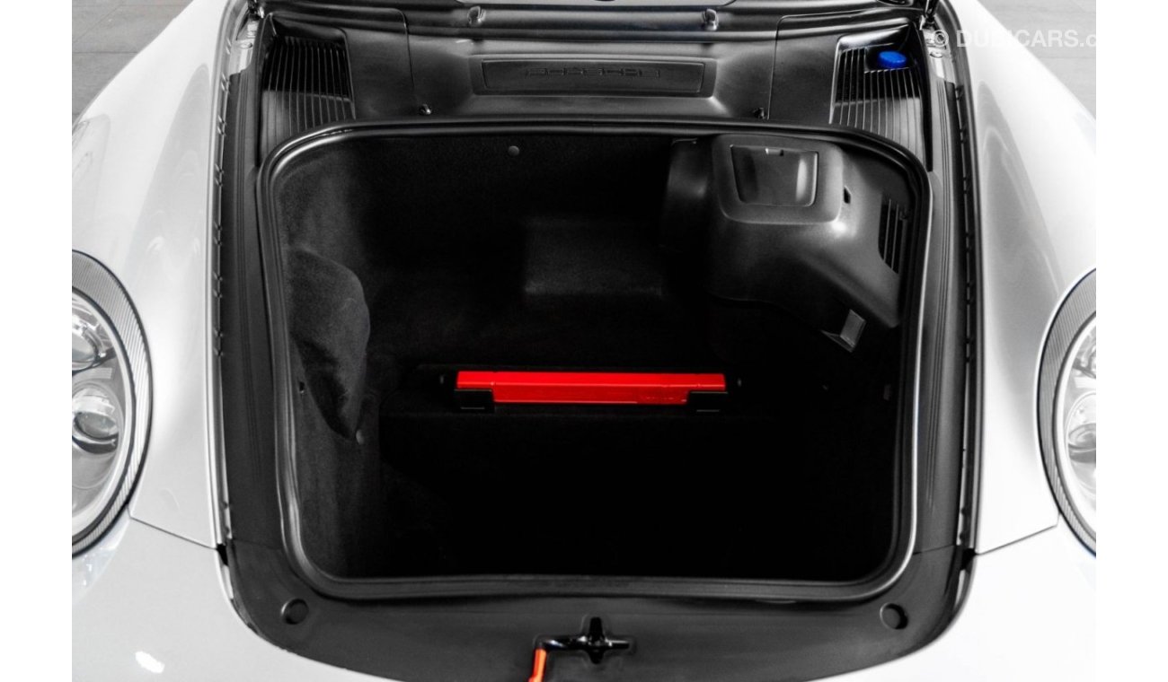 Porsche 911 2010 Porsche 997 / Sport Chrono Plus package / Full-Service History