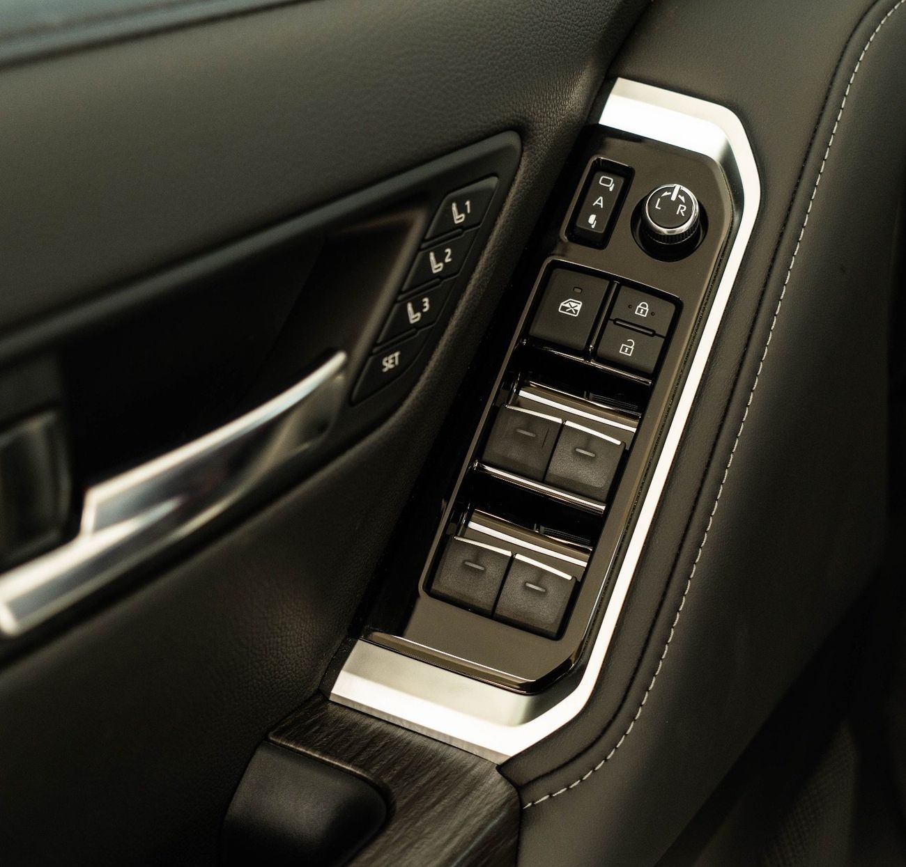 تويوتا لاند كروزر LC VXR 3.3 TT || Diesel || 2025