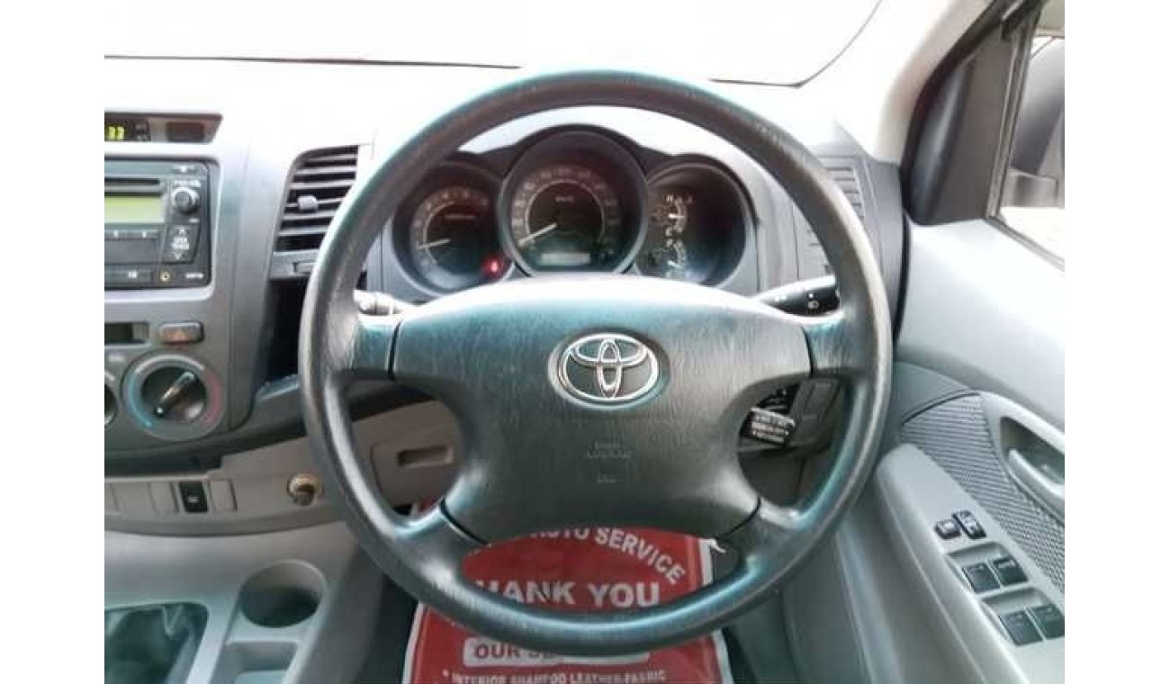 تويوتا هيلوكس TOYOTA HILUX PICK UP RIGHT HAND DRIVE (PM1158)