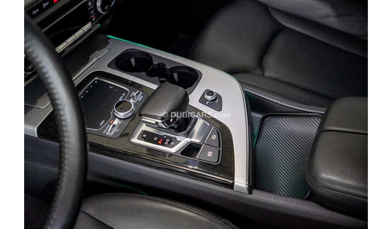 Audi Q7 45 TFSI quattro 2018 Audi Q7 45TFSI / 7-Seater / Quattro / Full-Service History and Warranty