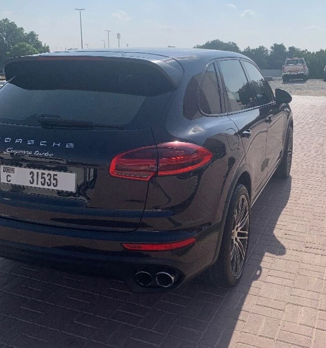 Porsche Cayenne Turbo 4.8L (500 HP)