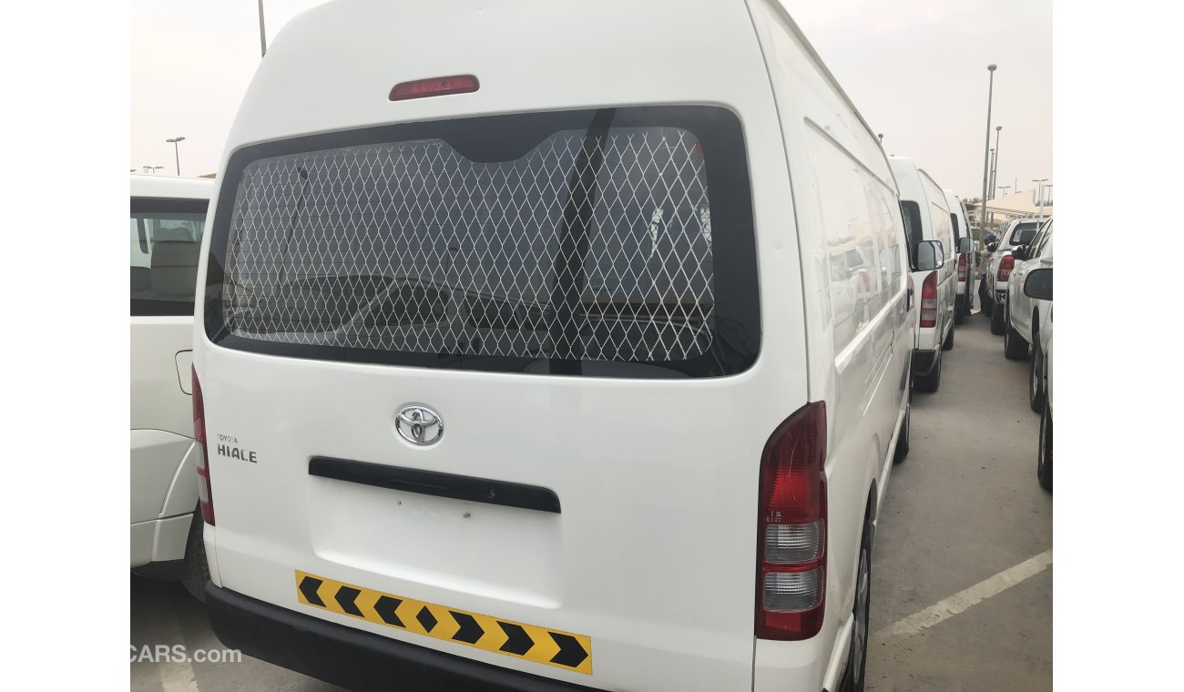 تويوتا هاياس Toyota Hiace Highroof Van,Model:2013. Free of accident