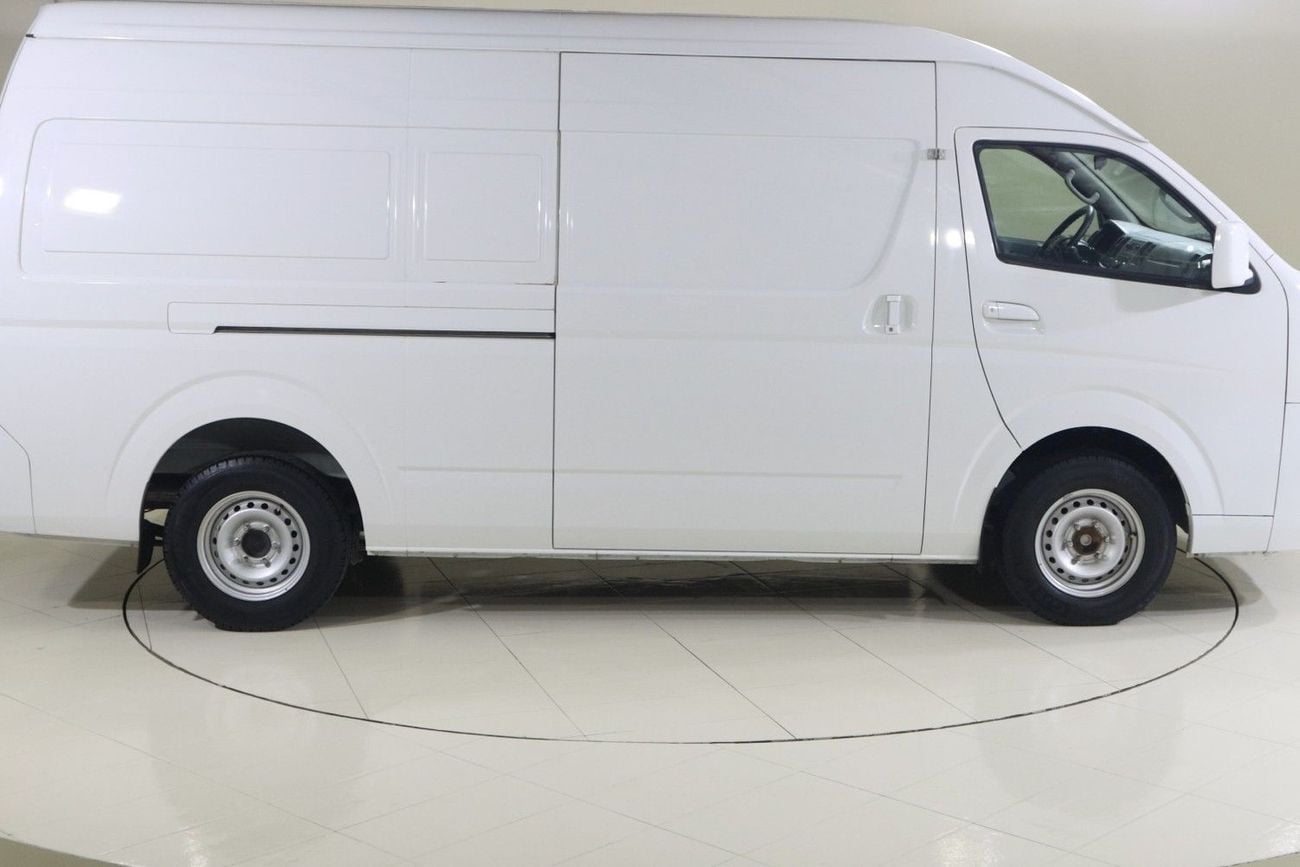 Foton View C Panel Van BJ5039 View CS2 Cargo Van HR MT Diesel / AL TAYER MOTORS / AL QOUZ SHOWROOM
