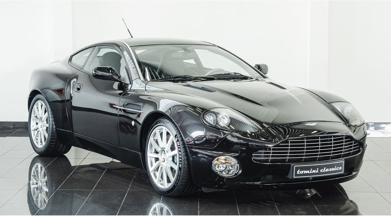 Aston Martin Vanquish S - Manual gearbox