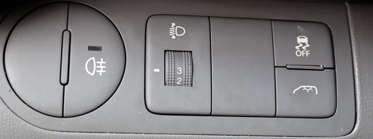 Hyundai H-1 Hyundai H1 2.4L 2020 GCC accident-free, in excellent condition, 1076 P.M