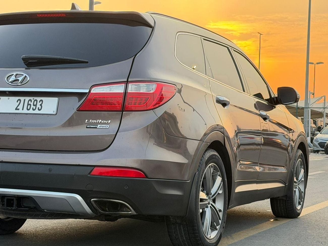 Hyundai Santa Fe fully loaded with panoramic sunroof