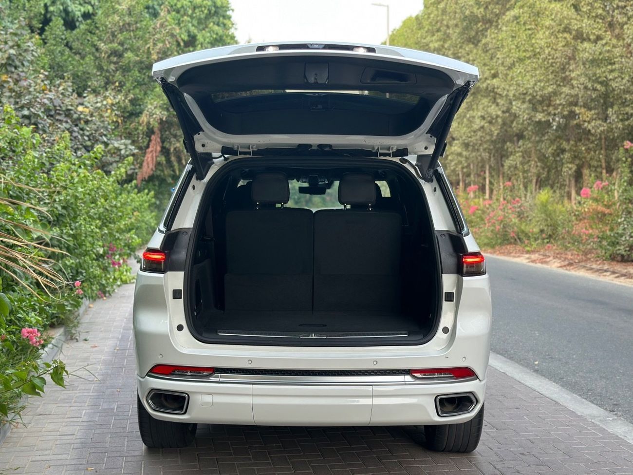 Jeep Grand Cherokee 2022 Jeep Grand Cherokee L Summit Reserve | 3.6L V6 | 6-Seater Luxury | Perfect Condition