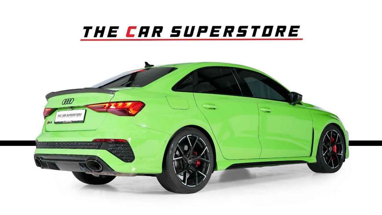 Audi RS3 STANDARD STD GCC-Exclusive Green Color-Full Leather Interior-Green Accents-Sports Exhaust