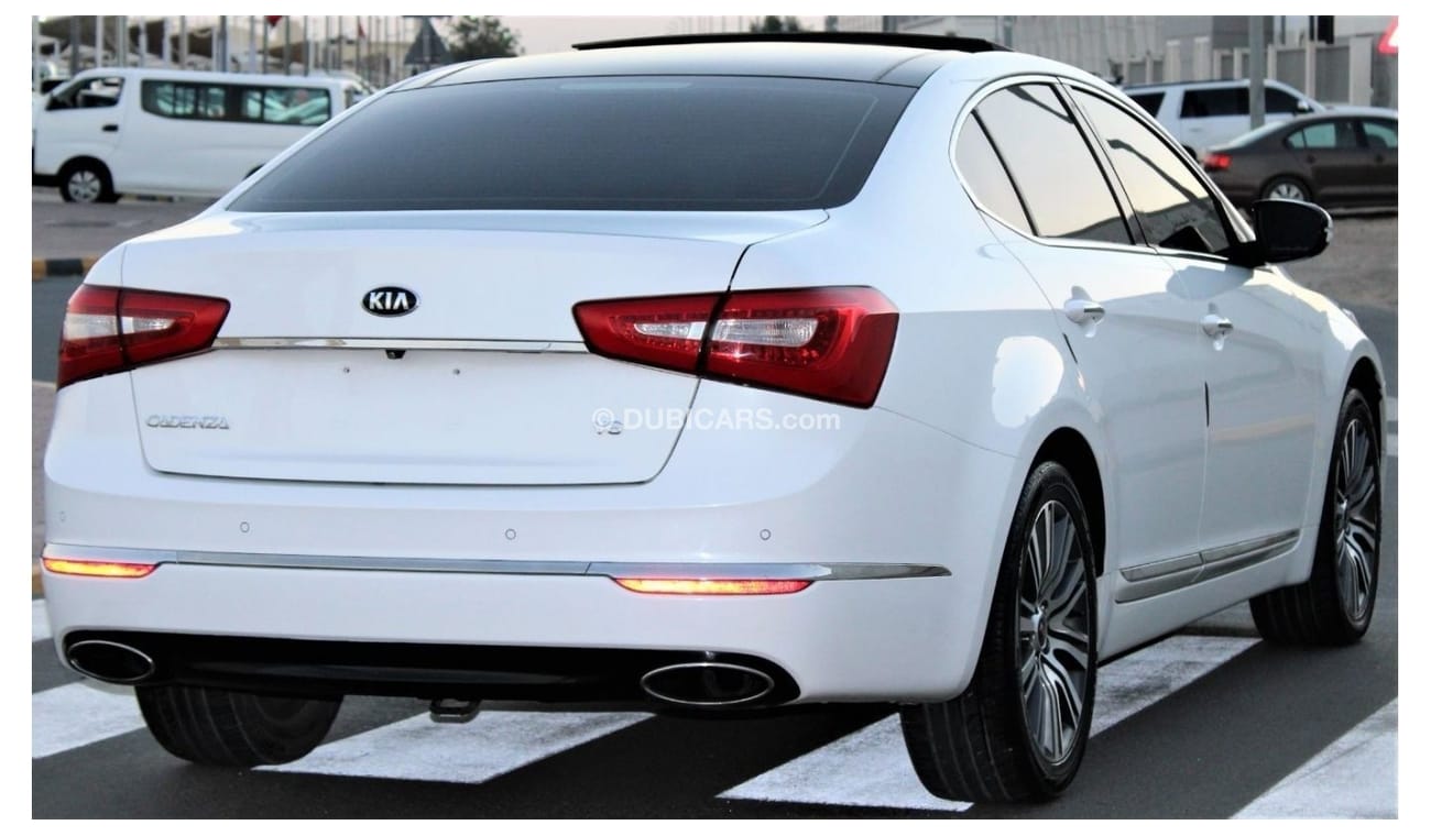 Kia Cadenza Kia Cadenza 2016 GCC No. Full option in excellent condition, without accidents, there is a cosmetic