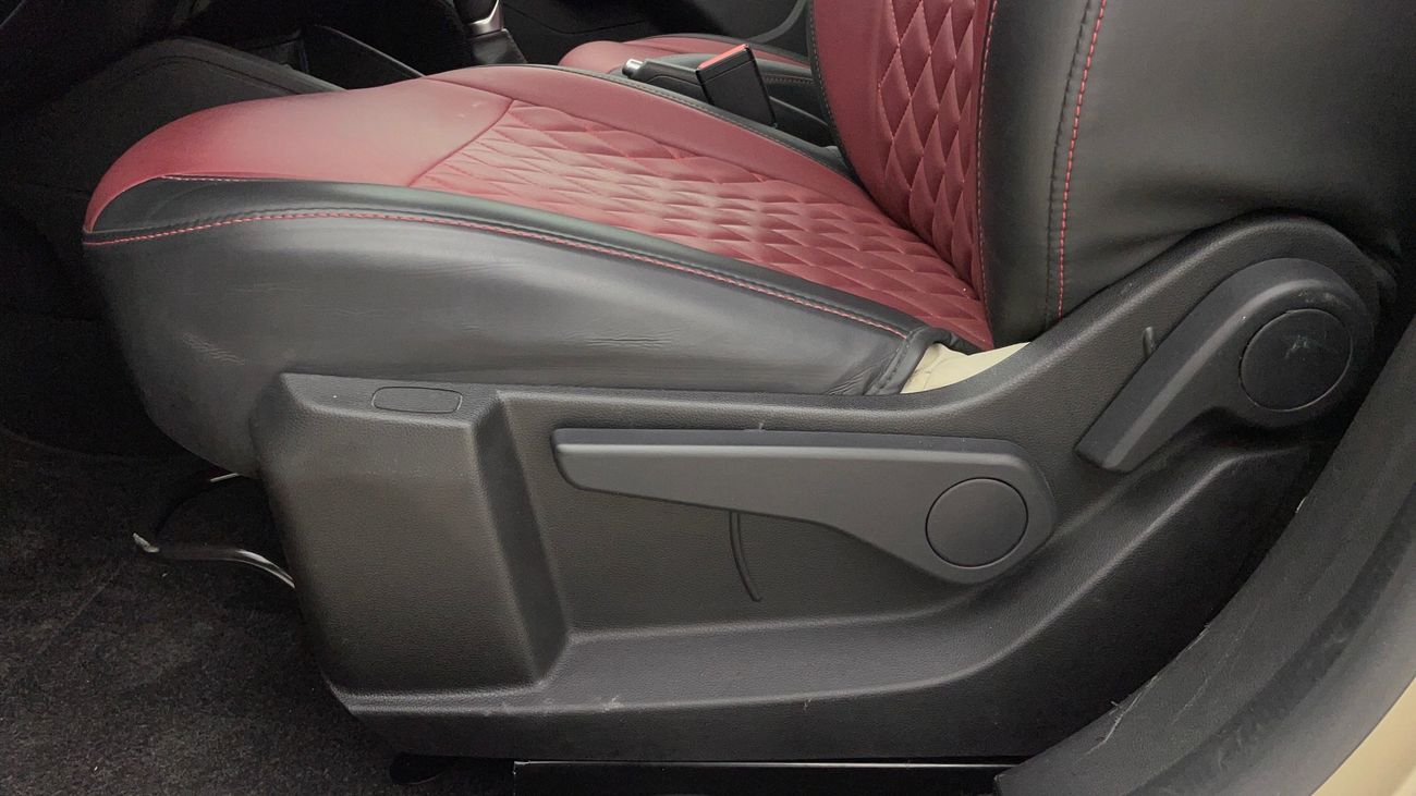 Renault Duster PE 1.6 | Zero Down Payment | Home Test Drive