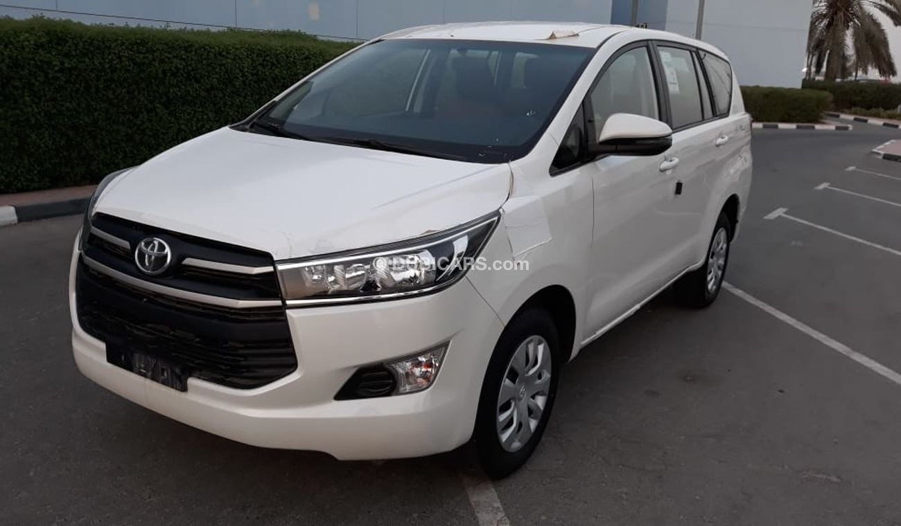 تويوتا إينوفا 2.8