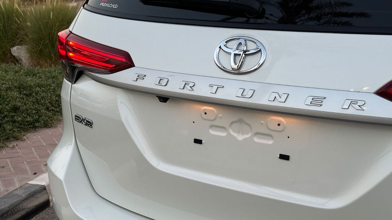 تويوتا فورتونر EXR