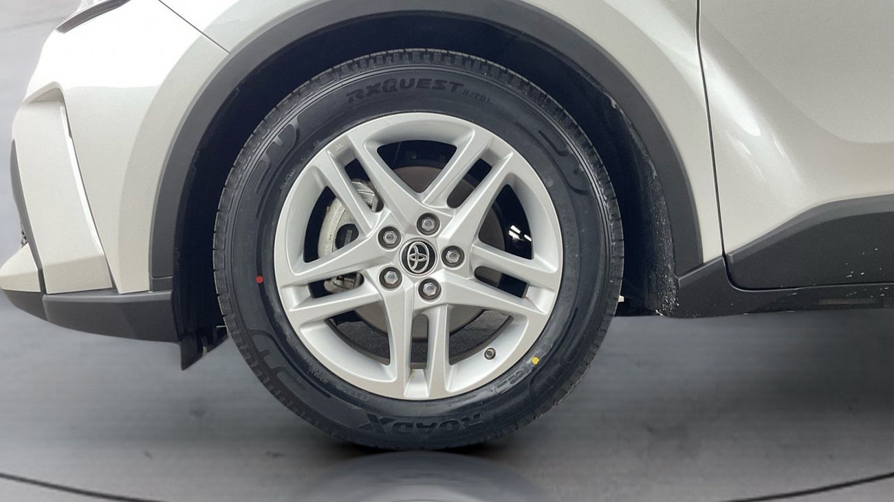 تويوتا CHR VX | upto AED 20,000 Ramadan Discount | شامل الضمان | 0 ﺪﻔﻋﺓ ﺃﻮﻟﻯ